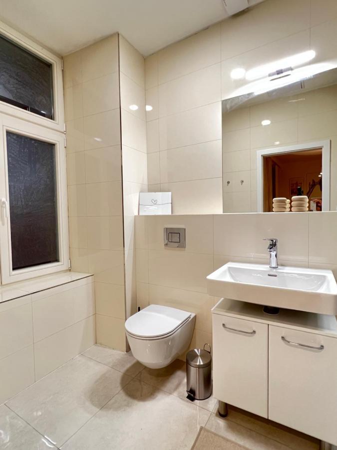 New Apartments Chain Florenc Prague Luaran gambar