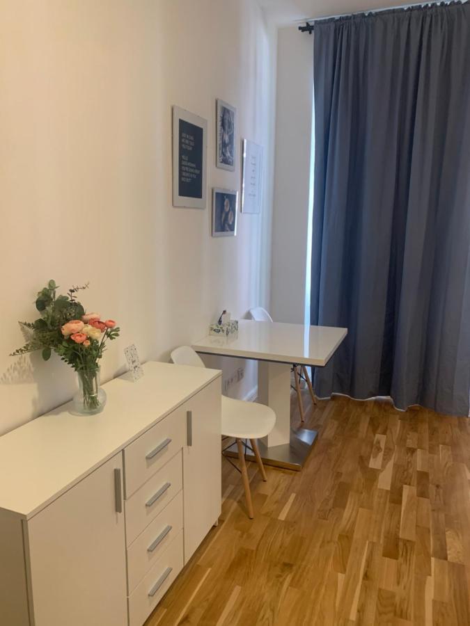 New Apartments Chain Florenc Prague Luaran gambar